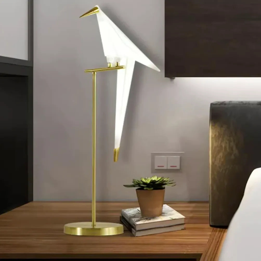 Bird-Shaped Decorative Metal Artistic Floor Lamp