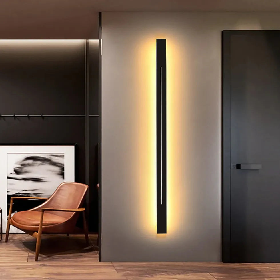 Two-tone Thin Vertical Bar Wall Light