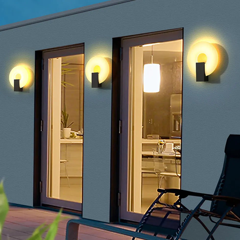 Bagel Ring Solar Outdoor Wall Lights