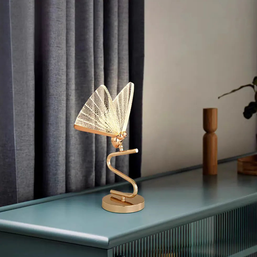 Elegant Wing Decorative Art Floor Lamp