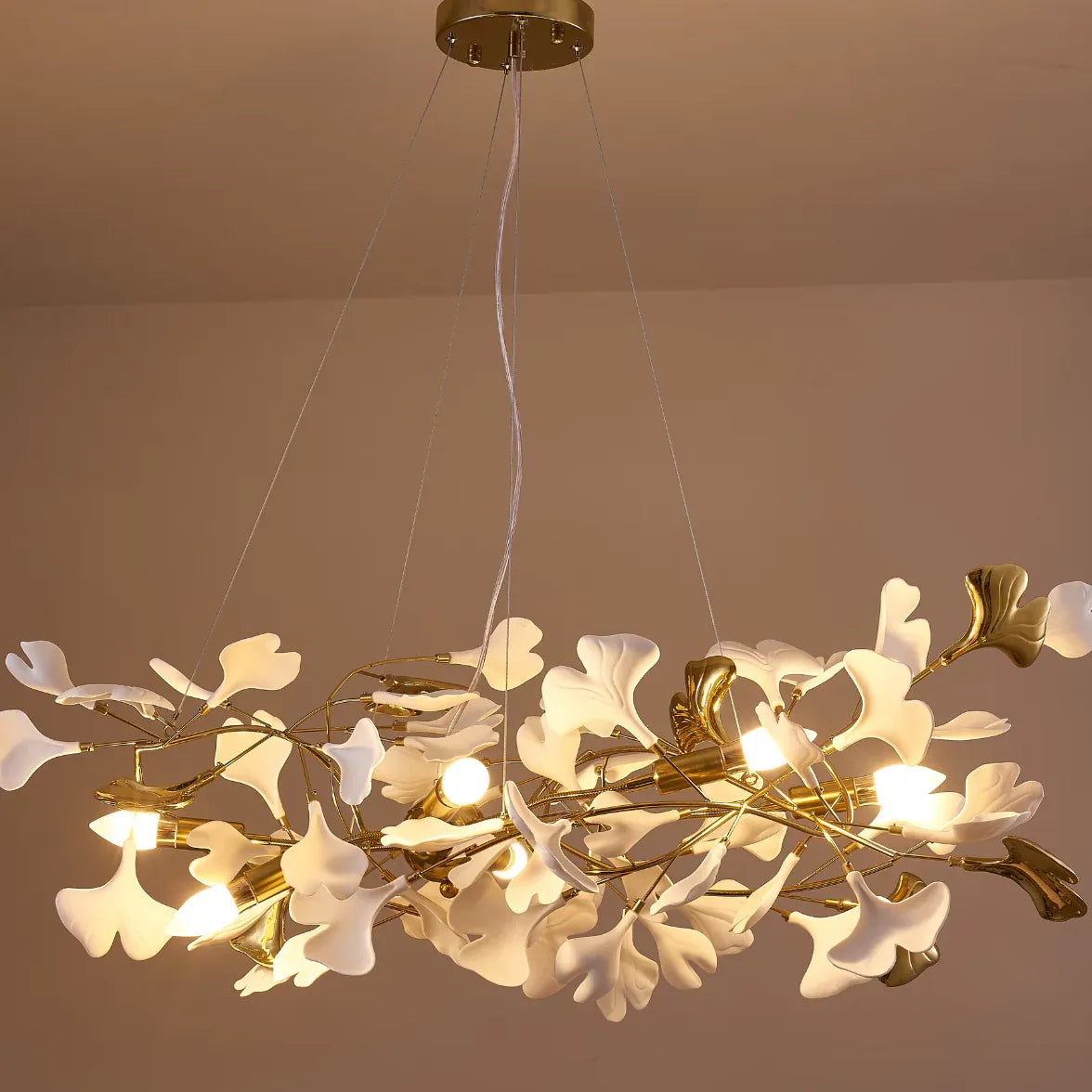 White Leaf-Shaped Modern Pendant Light