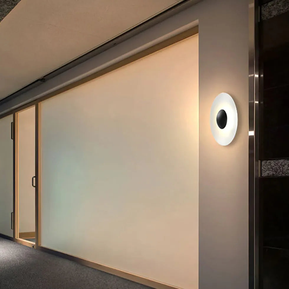 Modern Disc Outdoor Wall Light