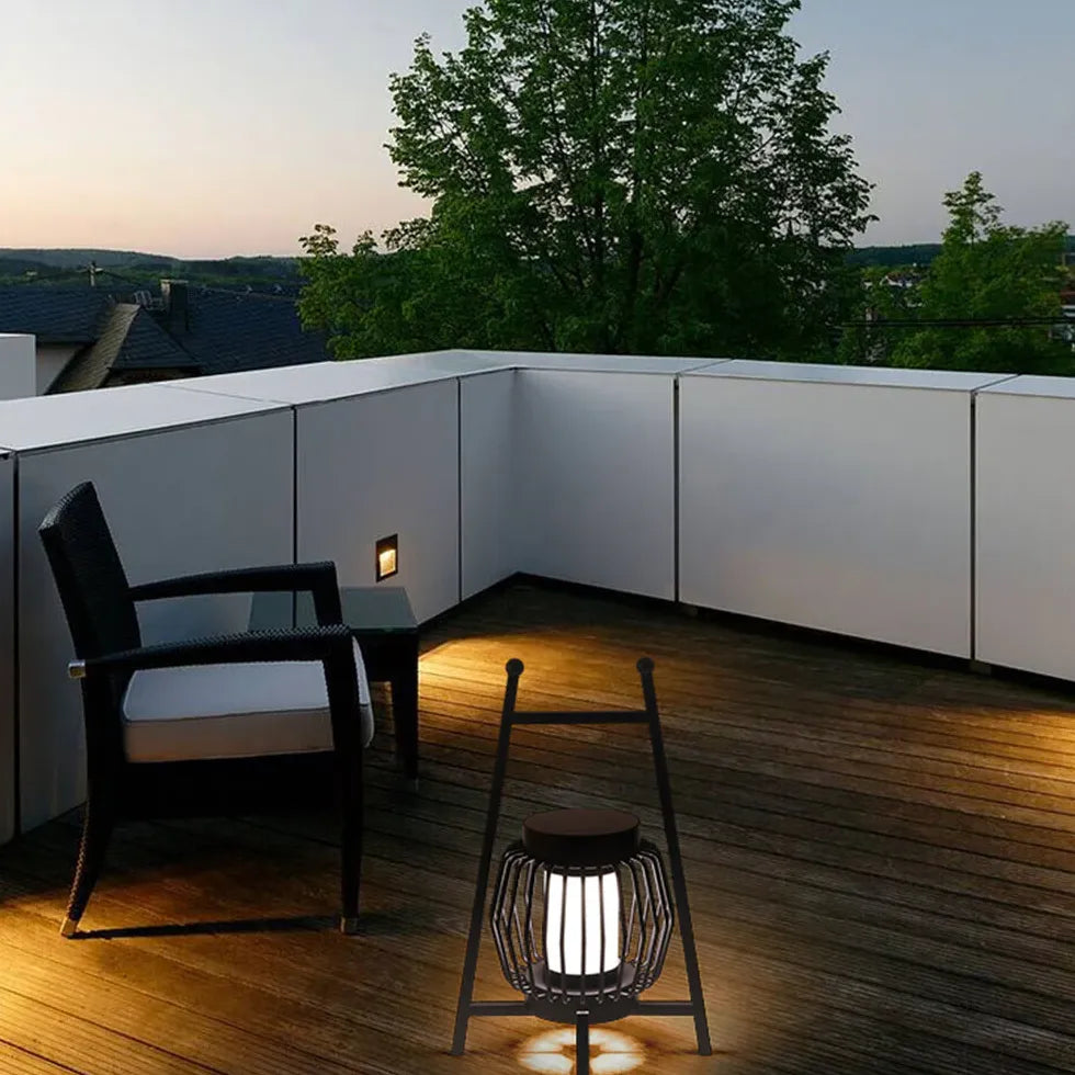 Lantern Black Solar Outdoor Floor lamps