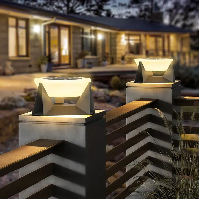 Geometric Design Solar Outdoor Pillar Lights