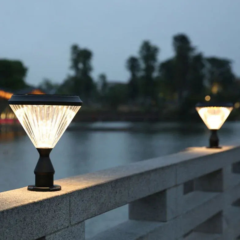 Cone Top Solar Outdoor Pillar Lights