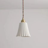 White Minimalist Vintage Single-Head Pendant Light