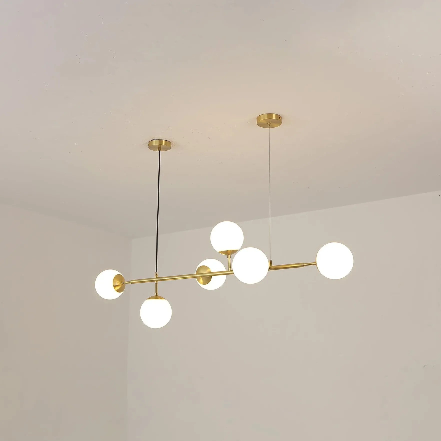 Linear Gold Metal Multi-Head Minimalist Pendant Light